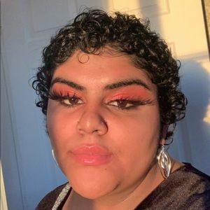 Meet your Posher, Jayda